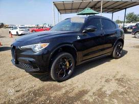 Alfa Romeo Stelvio по частям. Nemokamai ir greitai pristatome automobilių dalis kau