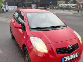 Toyota Yaris, 1.3 l., hatchback