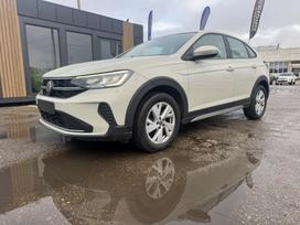 Volkswagen Taigo, 1.0 l., Минивэн