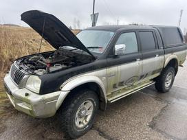 Mitsubishi L200 Dalis pristatome