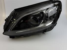 Mercedes-Benz C klasė lights