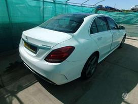 Mercedes-Benz C250 dalimis. Nemokamai ir greitai pristatome automobilių dalis kauno