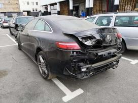 Mercedes-Benz E klasė rezerves daļās. Nemokamai ir greitai pristatome automobilių dalis