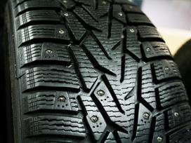 Nokian Hakapeliita 7, winter 235/35 R19