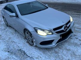 Mercedes-Benz E klasė for parts. Dalimis mercedes benz e350 w207 variklis om642 838