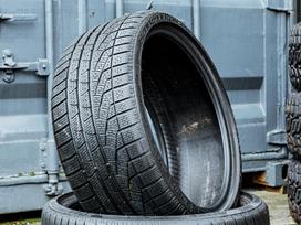 Pirelli Sottozero (AO), žieminės 275/30 R20