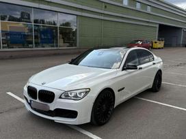 BMW 750 dalimis. Dalimis