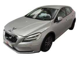 Volvo V40 Dalimis