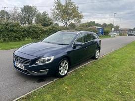 Volvo V60 Spalva 498 46 d5244t15