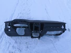 Volvo XC60 Panele su arbagu amerika su head up