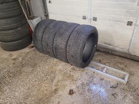 Nokian Hakkapeliitta R3, winter 235/45 R19