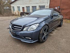 Mercedes-Benz E350 for parts. E350 170kw 722902 om642836 europa variklio kodas om64