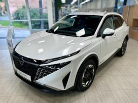 Nissan Qashqai, 1.3 l., off-road / crossover