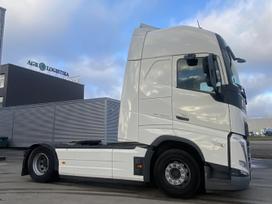 Volvo FH 500 XL Side Skirts, 2 miegamosios vietos