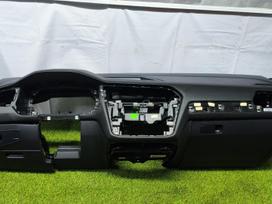 Volkswagen Tiguan Allspace, 5NN858296, for parts. id 70294
