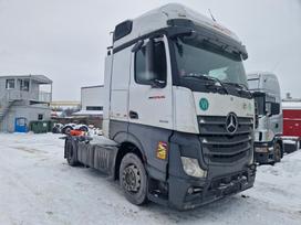 Mercedes-Benz Actros 1845, vilcējs