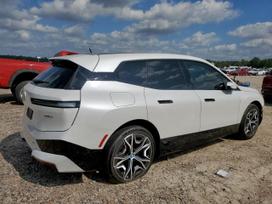 Bmw IX, 112 kwh, visureigis / krosoveris