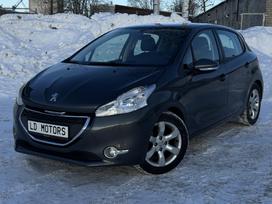 Peugeot 208, 1.4 l., Хэтчбек