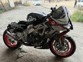 Aprilia RS Tuono, sportiniai / superbikes