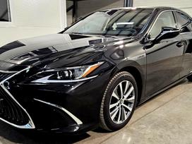 Lexus ES 300h, 2.5 l., sedanas