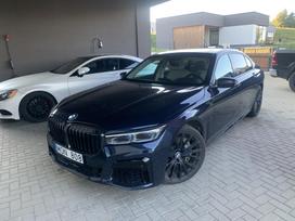 BMW 750, 4.4 l., Седан