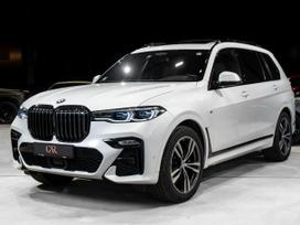 BMW X7, 3.0 l., off-road / crossover