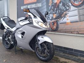 Triumph Sprint 1050cc, ielas motocikls