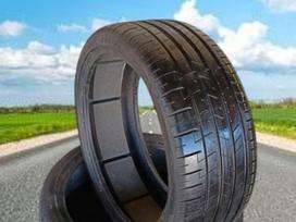 Pirelli P ZERO PZ4, летние 265/35 R22
