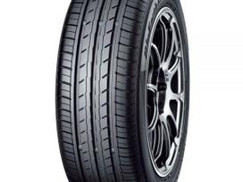 Yokohama Bluearth-ES ES32, летние 215/50 R17