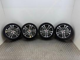 Jaguar XE, lengvojo lydinio, R18