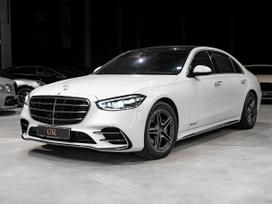 Mercedes-Benz S580, 4.0 l., saloon / sedan