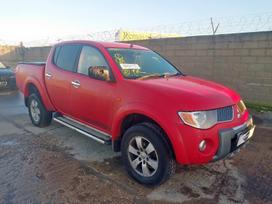 Mitsubishi L200 dalimis. Detaliu pristatymas
