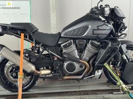 Harley-Davidson Pan America, touring / sport touring