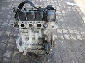 Peugeot 208 Variklis 1 2b hm01