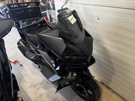 BMW C 400 GT, scooters / mopeds