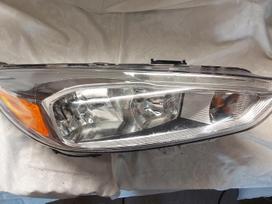 Ford Escape фары