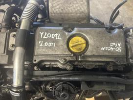 Opel Astra variklio detalės