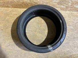 Pirelli P Zero PZ4, летние 315/30 R23