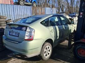 Toyota Prius rezerves daļās