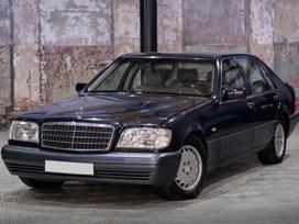 Mercedes-Benz S300, 3.2 l., Седан