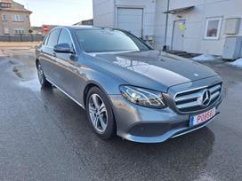 Mercedes-Benz E200, 2.0 l., sedanas