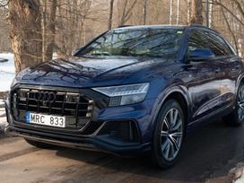 Audi Q8, 3.0 l., off-road / crossover