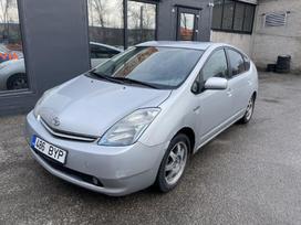 Toyota Prius, 1.5 l., Хэтчбек