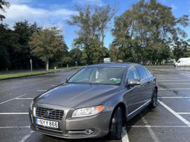 Volvo S80, 2.4 l., Седан