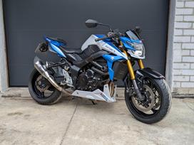 Suzuki GSR, street / классические