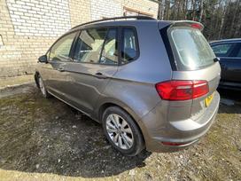 Volkswagen Golf Sportsvan по частям