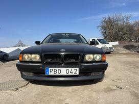 Bmw 750, 5.4 l., sedanas