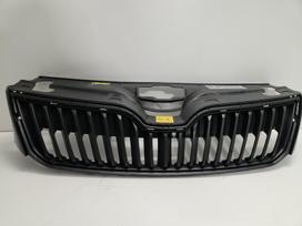 Skoda Rapid, 5JA 853 668, радиаторная решётка