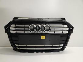 Audi A1, 8XA 853 651 B, front grill