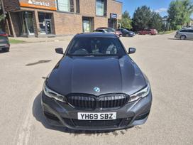 BMW 330, 2.0 l., Седан